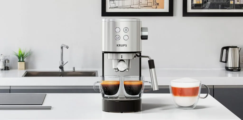Aparate de cafea manuale și espressoare în service